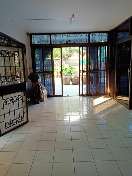 5-BR House, Bangkok