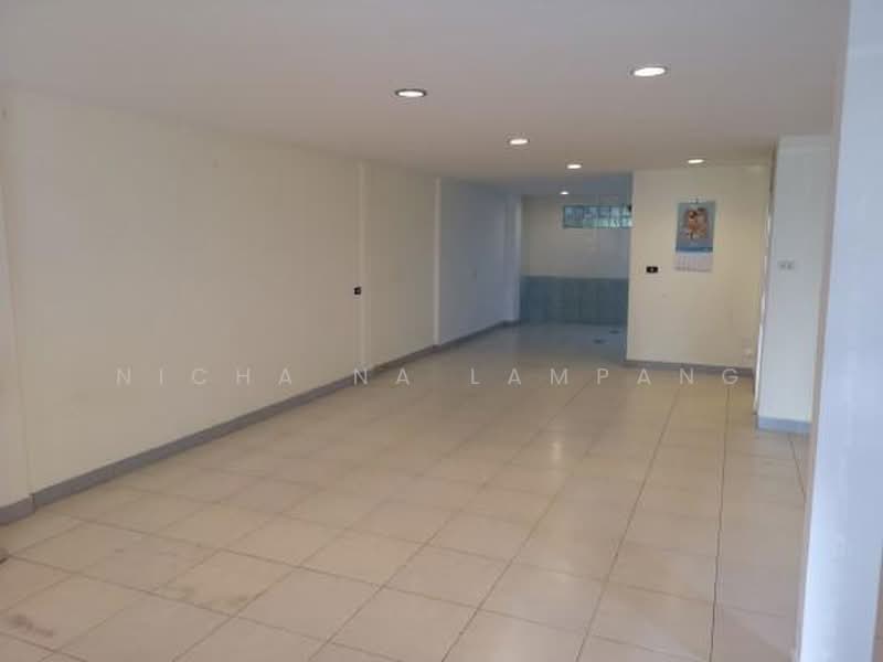 3-BR Townhouse, Bangkok