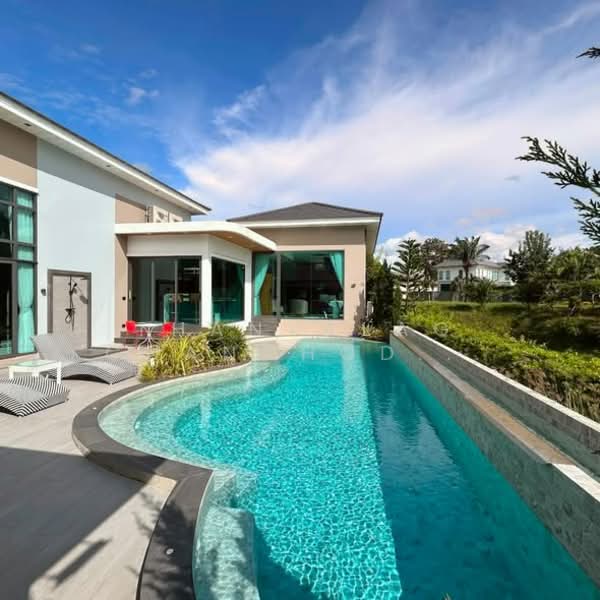 The Village Housing Estate by Horseshoe Point, Chon Buri (Pattaya)