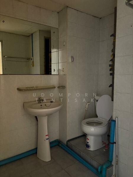First Tower, Bangkok