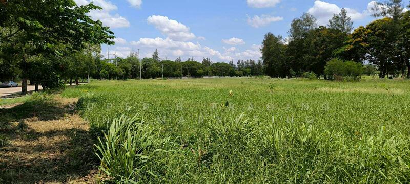 Land for sale: 2 rai in Windsor Golf Course area, Nong Chok District, Bangkok