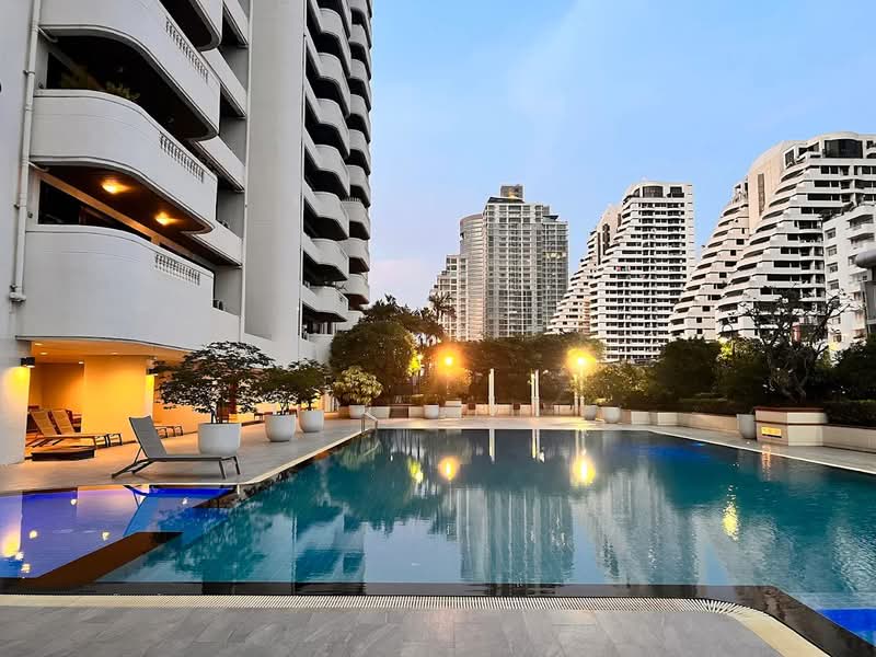Centre Point Residence Phromphong, Bangkok