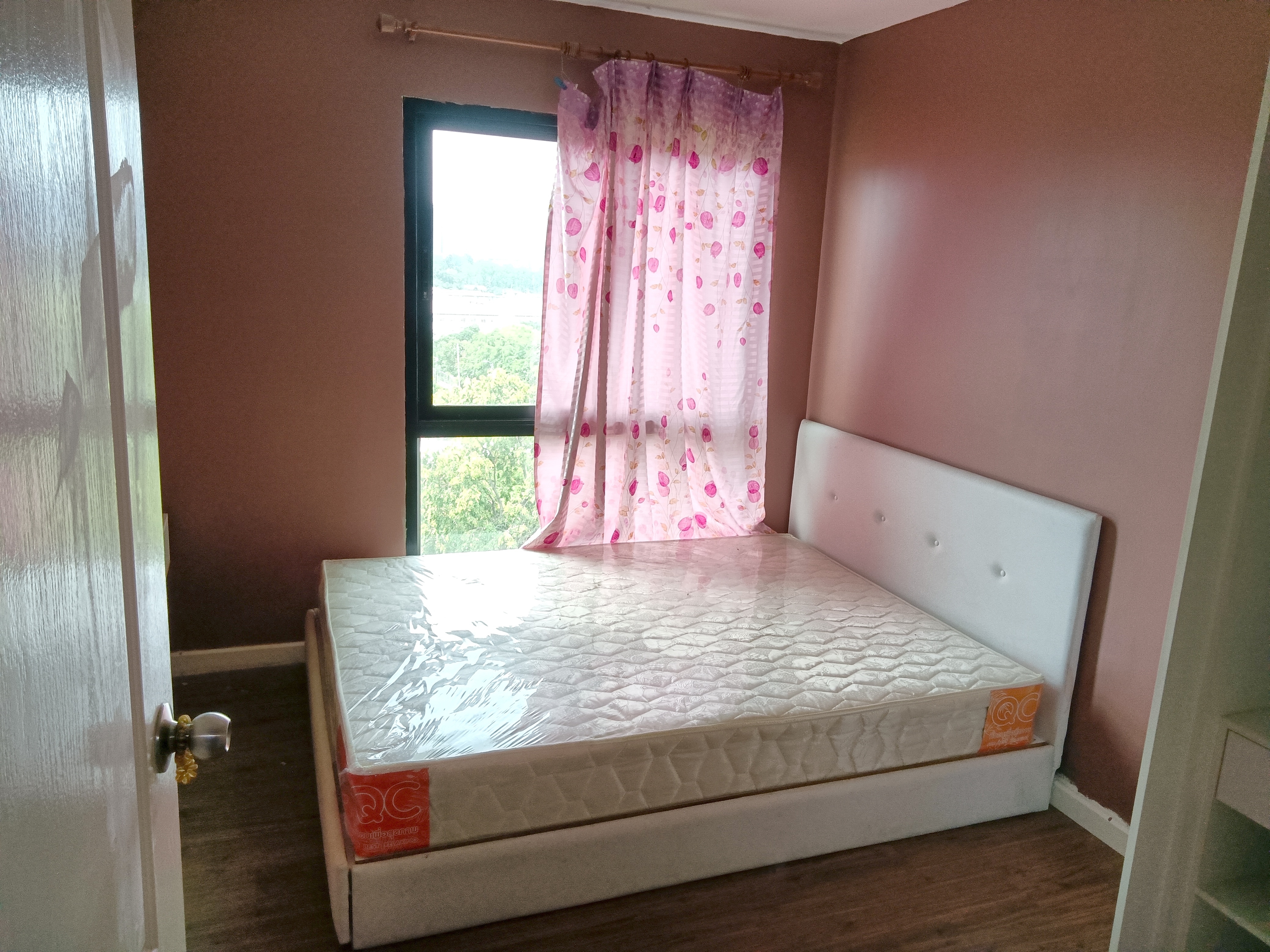 I Condo Ngamwongwan 2