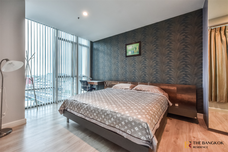The Room BTS Wongwianyai, Bangkok