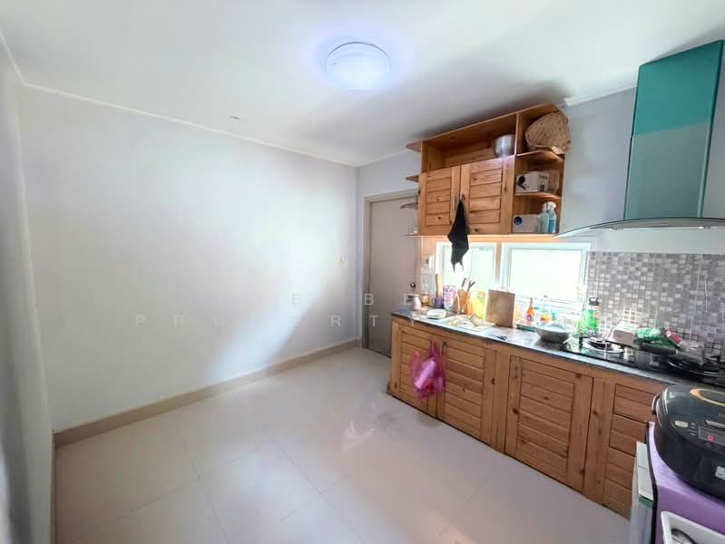 ณฐาวดี เลคไซด์ ศรีราชา (Nattawadee Lakeside), Chon Buri (Pattaya)