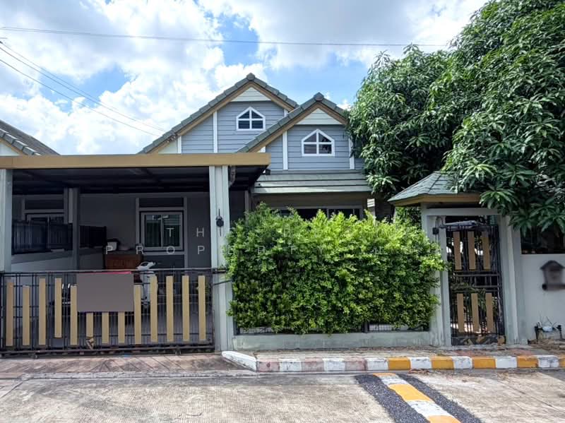 ณฐาวดี เลคไซด์ ศรีราชา (Nattawadee Lakeside), Chon Buri (Pattaya)
