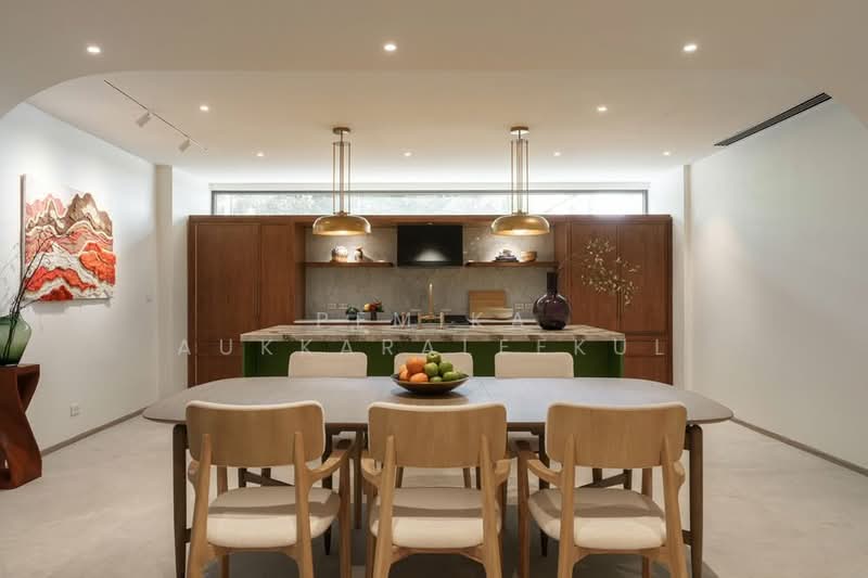 3-BR Townhouse, Bangkok