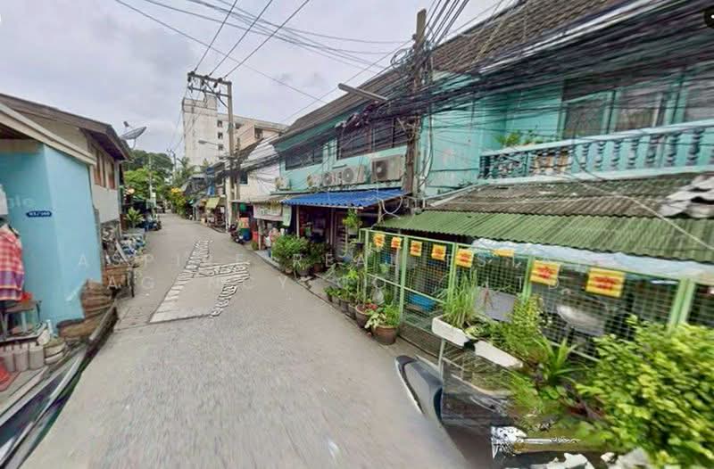 2-Storey Townhouse, Sukhumvit 71 (Soi Pridi Phanomyong 45), Bangkok