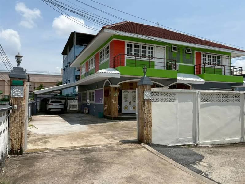 บ้านเดี่ยว 2 ชั้น 100 ตร.ว. บ้านเดี่ยว ซอยนาคนิวาส2 แยก8, Bangkok