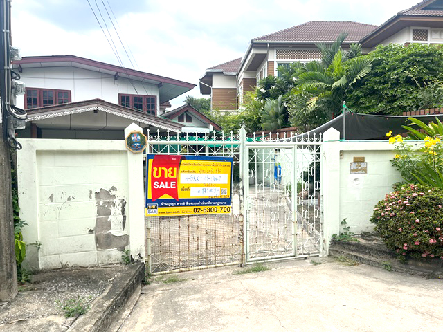 Single House on Vibhavadi Rangsit Road 25