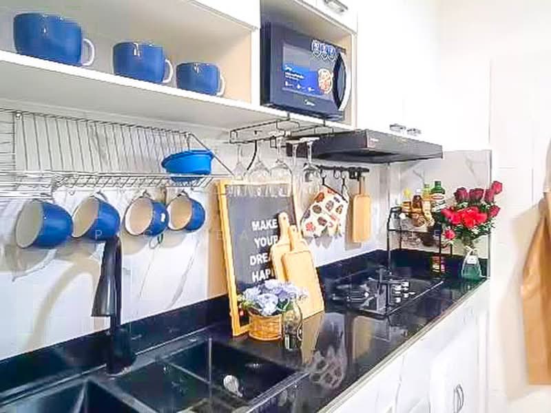 3 Storey Townhouse for Sale South Pattaya City Center, Chon Buri (Pattaya)