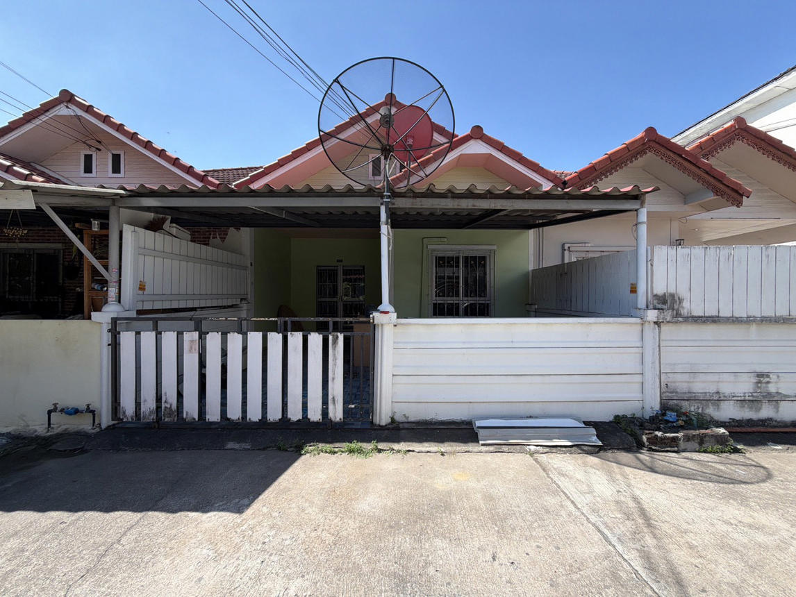 Townhouse at Prinda House, Don Hua Lo, Chonburi Province, Chonburi