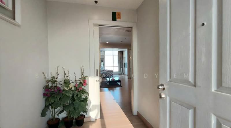 Baan Sathorn Chao Phraya, Bangkok