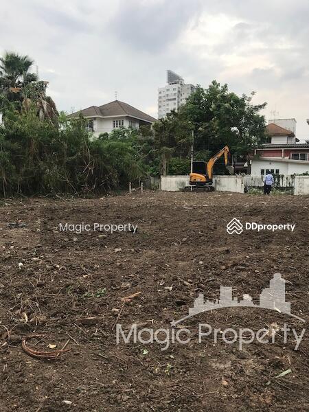Land For Sale on Sutthisan Winitchai Rd, Bangkok