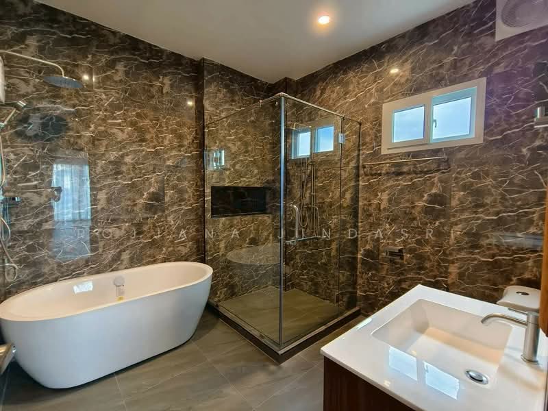 4-BR House, Bangkok