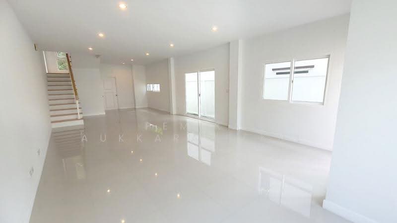 2-BR House, Bangkok