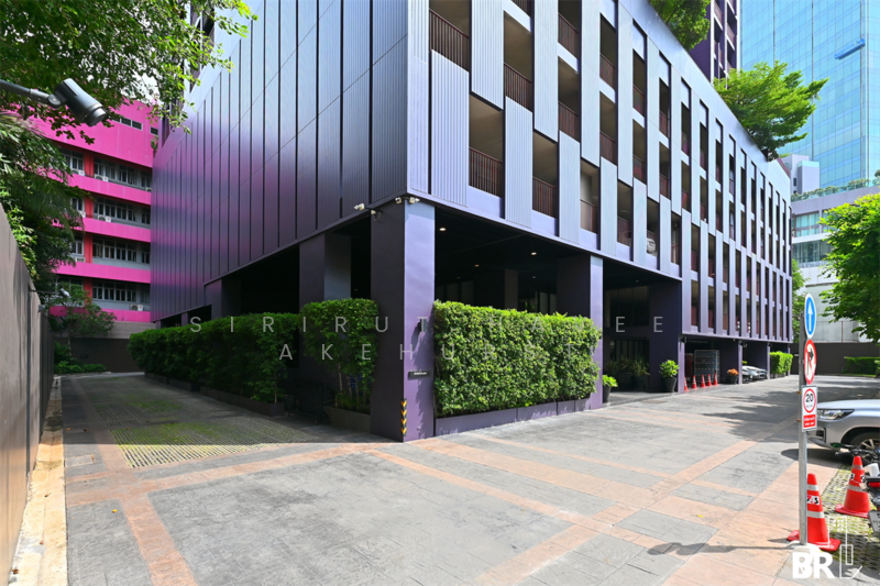 Noble Reveal, Bangkok