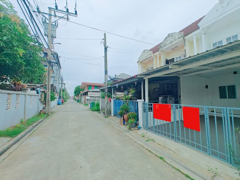 ทาวน์เฮ้าส์มีนบุรี กรุงเทพมหานคร, Bangkok