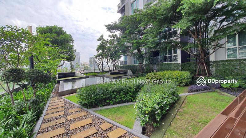Rhythm Sathorn-Narathiwas, Bangkok