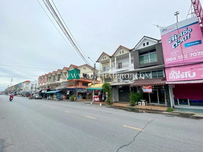 Baan Buathong 4, Nonthaburi