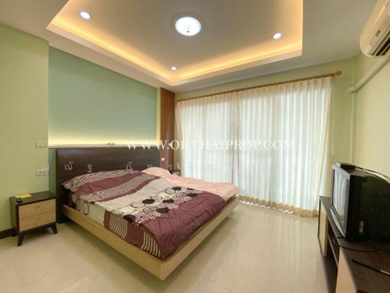 Baan Buathong 4, Nonthaburi