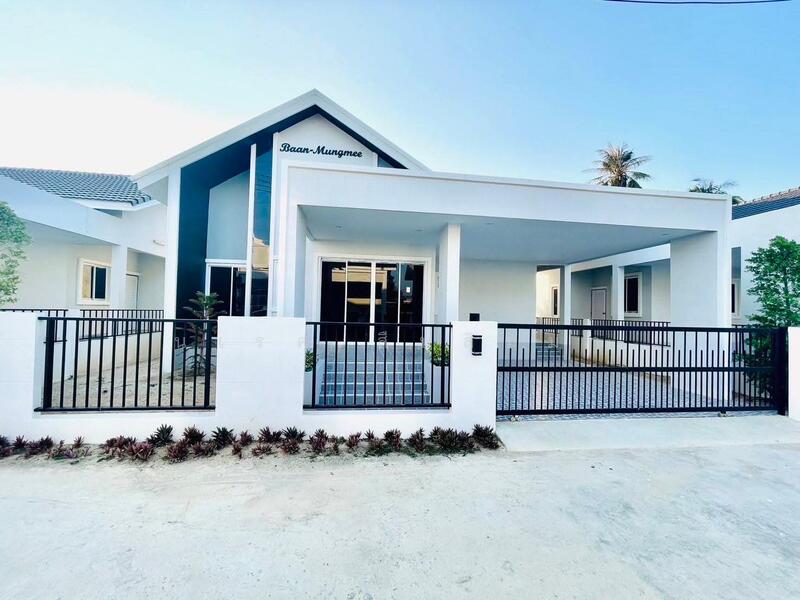 บ้านมั่งมี โป่ง-เขาไม้แก้ว, Chon Buri (Pattaya)