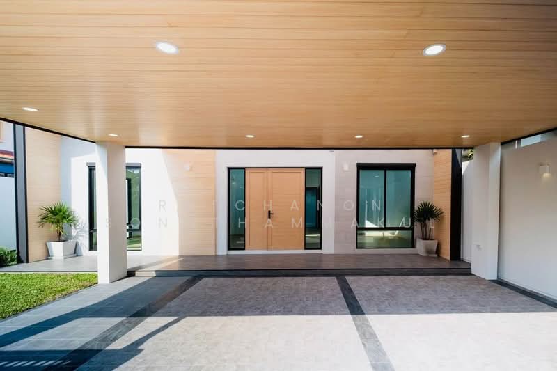 3-BR House, Bangkok