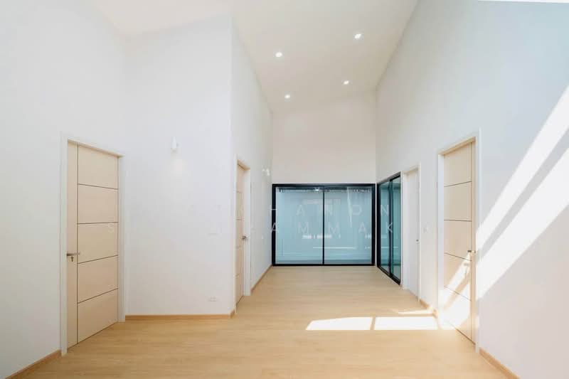3-BR House, Bangkok