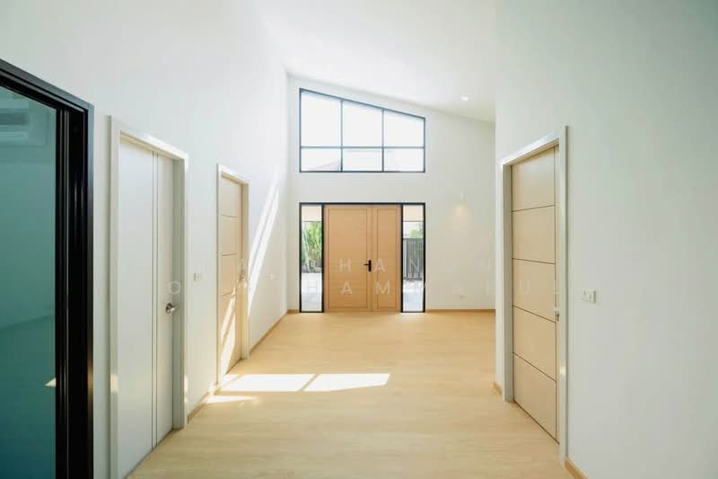 3-BR House, Bangkok