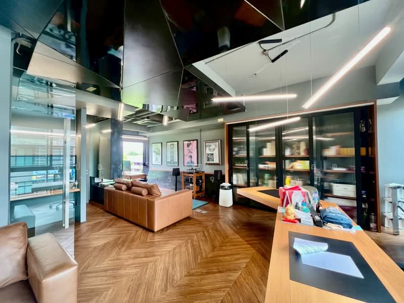 Prime Location for Business & Living: Arco Home Office Ekamai-Ramintra, Bangkok