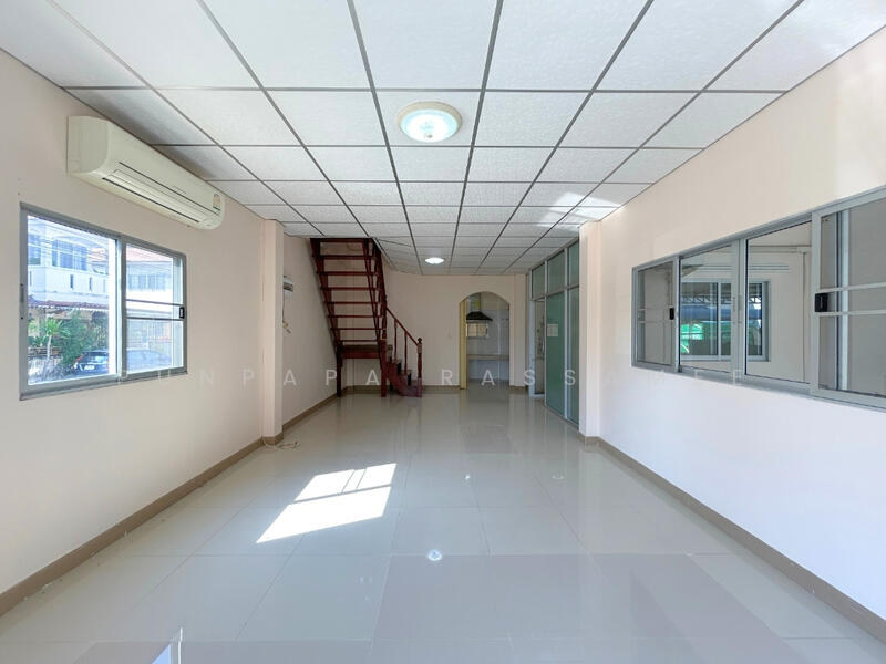 Baan Nichakorn Sai 4, Nakhon Pathom