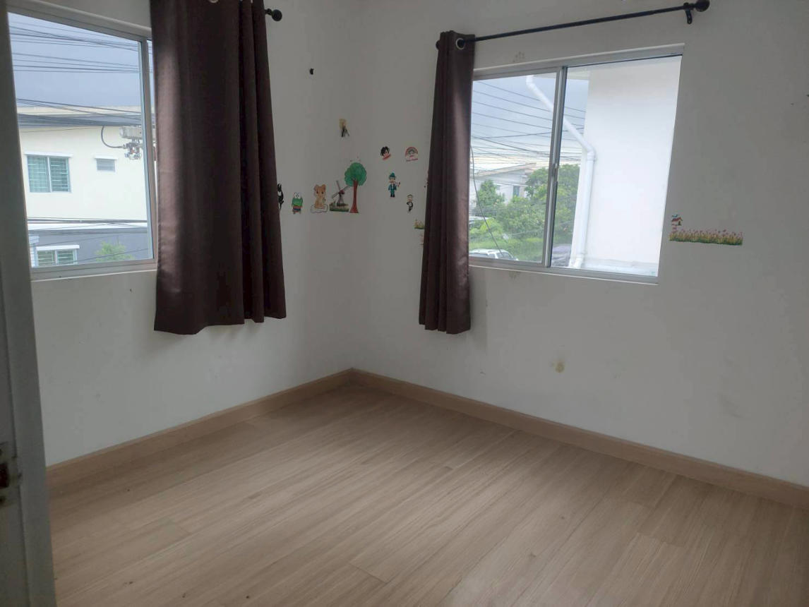 ทาวน์เฮ้าส์ บ้านพฤกษาวิลล์ 77 สามพราน นครปฐม