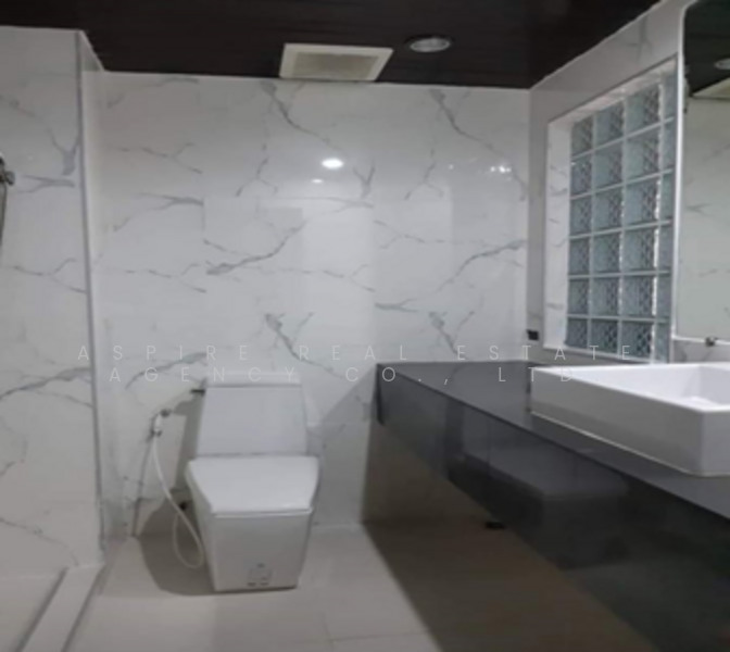 PB Penthouse 2, Bangkok