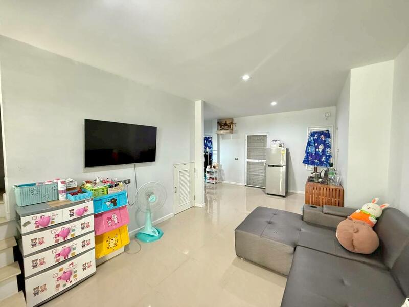 เดอะมิกซ์ชาเลต์ แหลมฉบัง, Chon Buri (Pattaya)