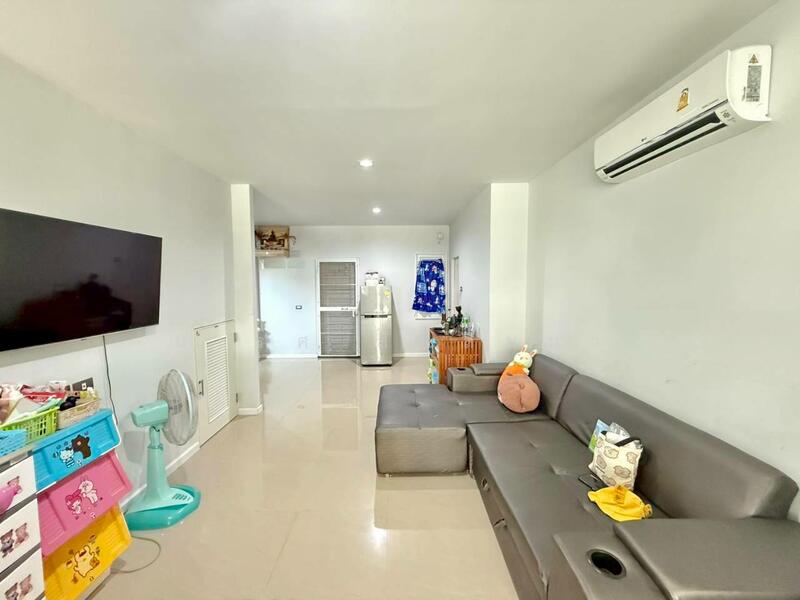 เดอะมิกซ์ชาเลต์ แหลมฉบัง, Chon Buri (Pattaya)