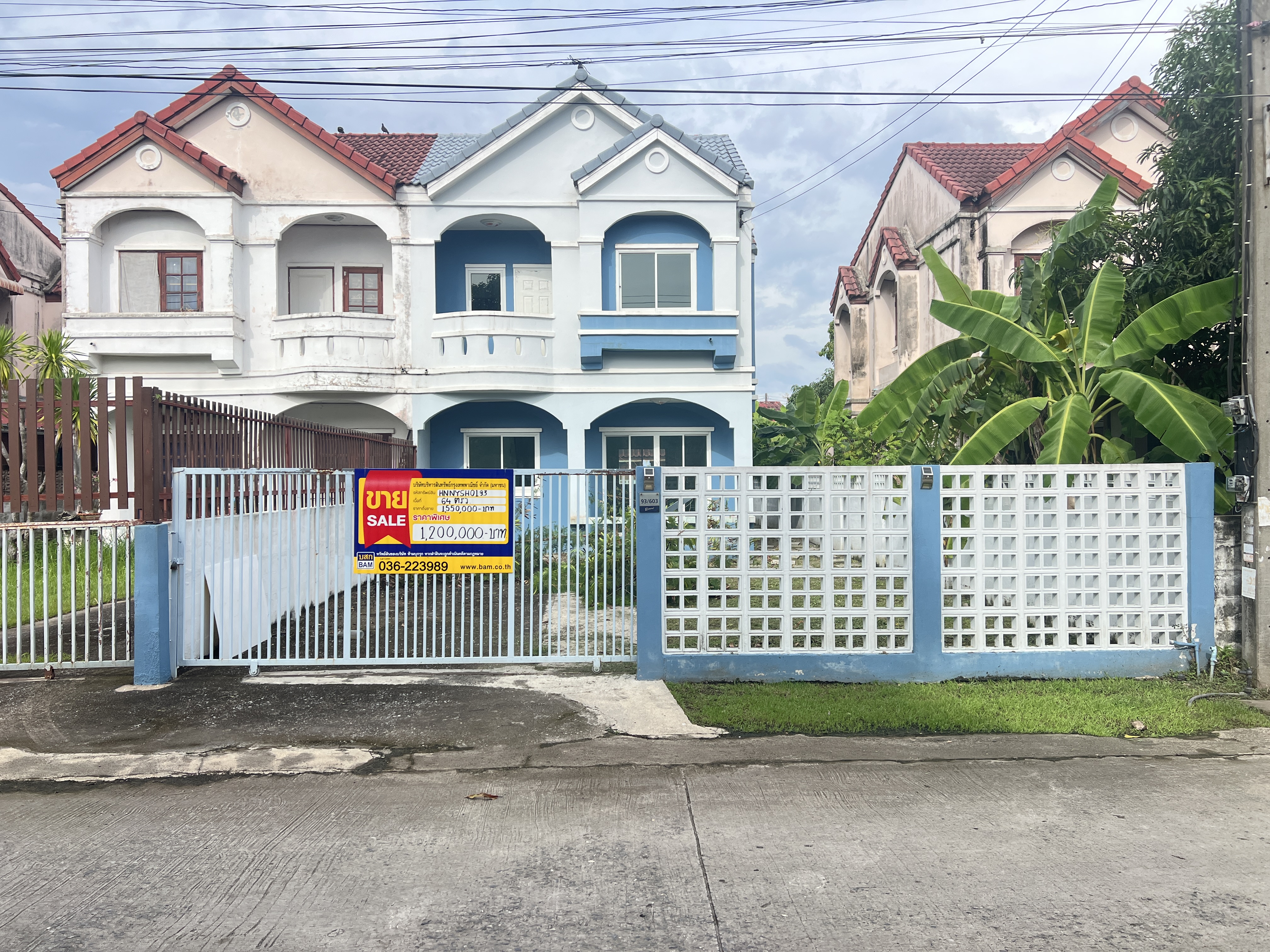 บ้านแฝด โครงการสุขสันต์ องครักษ์ : ปรับปรุงใหม่