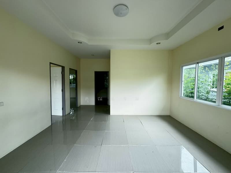 ไฮเอ็นด์ วิลเลจ, Chachoengsao