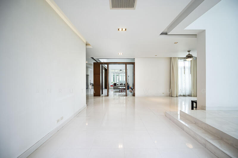 Karuehaad Tayard Village, Nonthaburi