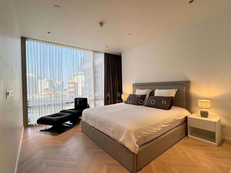 Four Seasons Private Residences, bangkok