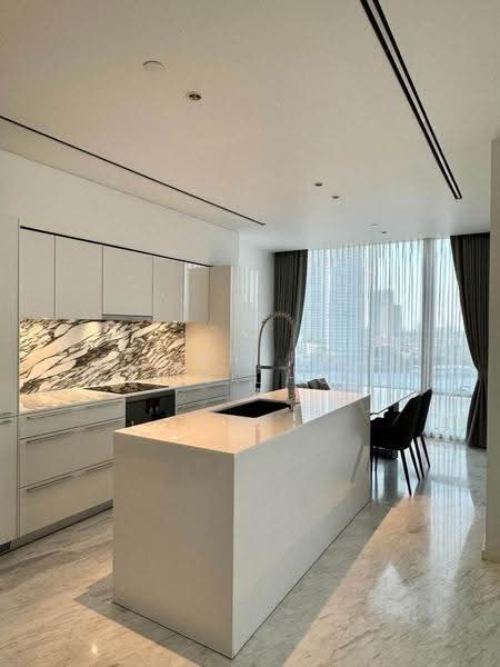 Four Seasons Private Residences, bangkok