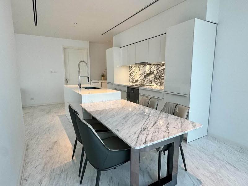 Four Seasons Private Residences, bangkok