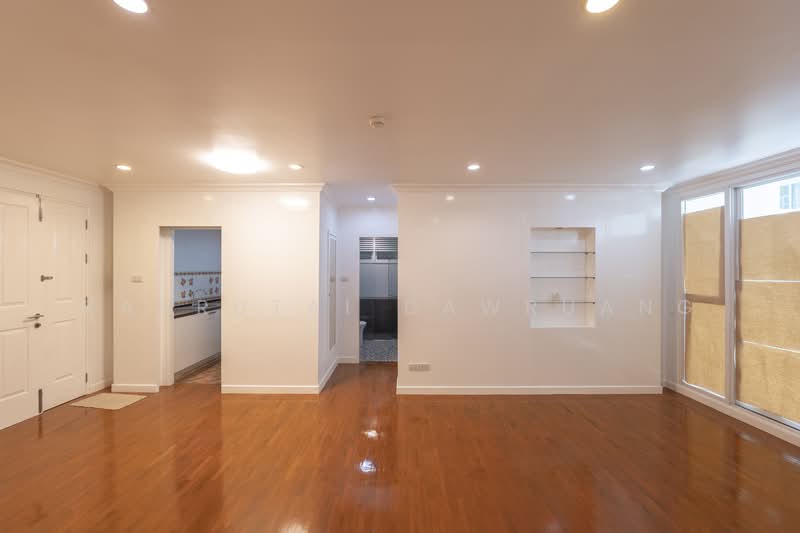 Baan Siri Sukhumvit 10, Bangkok