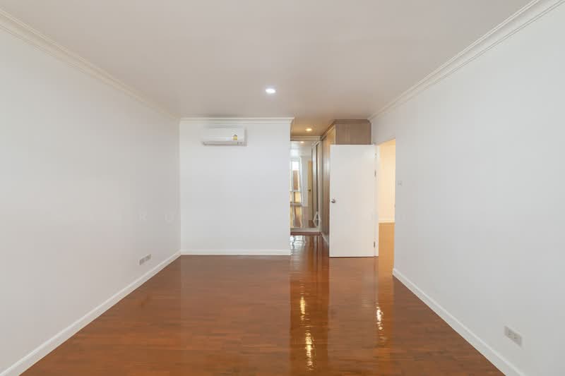 Baan Siri Sukhumvit 10, Bangkok