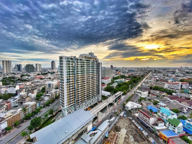 Supalai Premier Charoen Nakhon, Bangkok