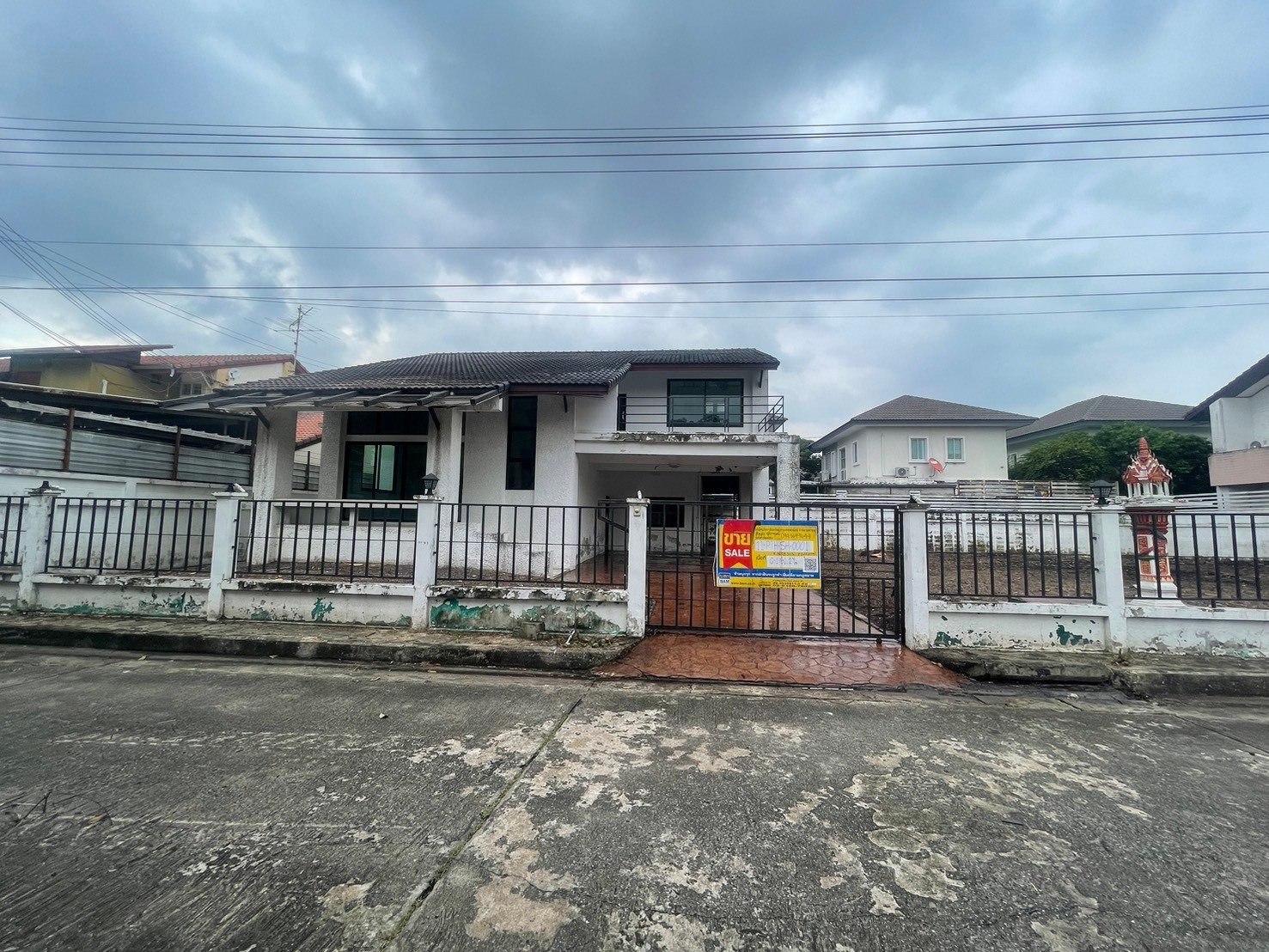 Detached house, Chom Fah and Warangkul project, Rangsit-Klong 2 area.