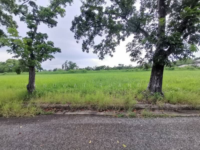 ในสนามกอล์ฟ เลควูด Lakewood ซอย 16 ขนาด, Samut Prakan