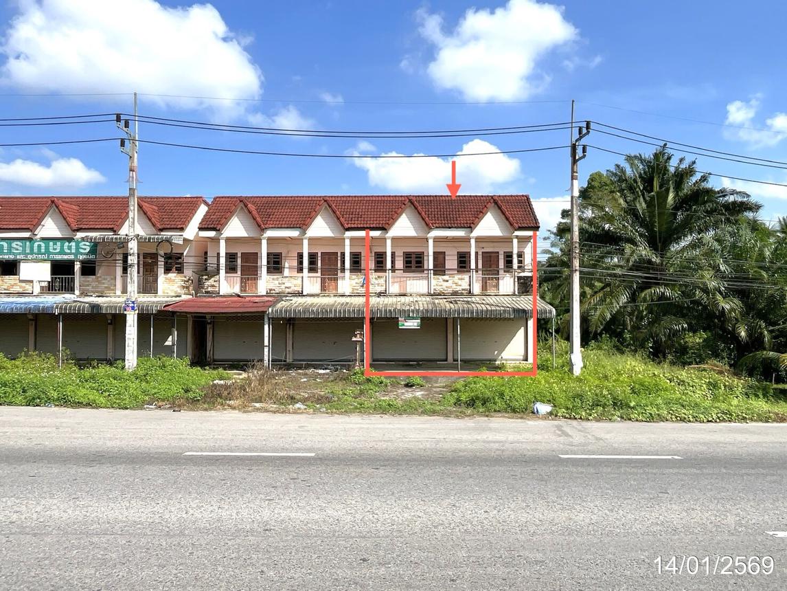 Commercial Shop House Ponom Surat Thani