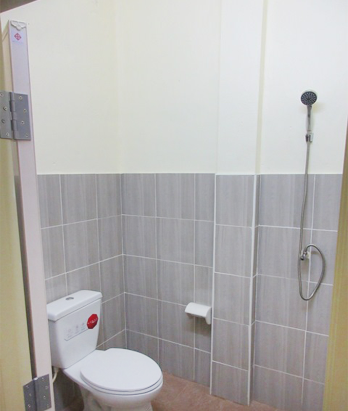 อาคารพาณิชย์ 2 ชั้น ซอยรัฐบำรุง ปราณบุรี : ปรับปรุงใหม่