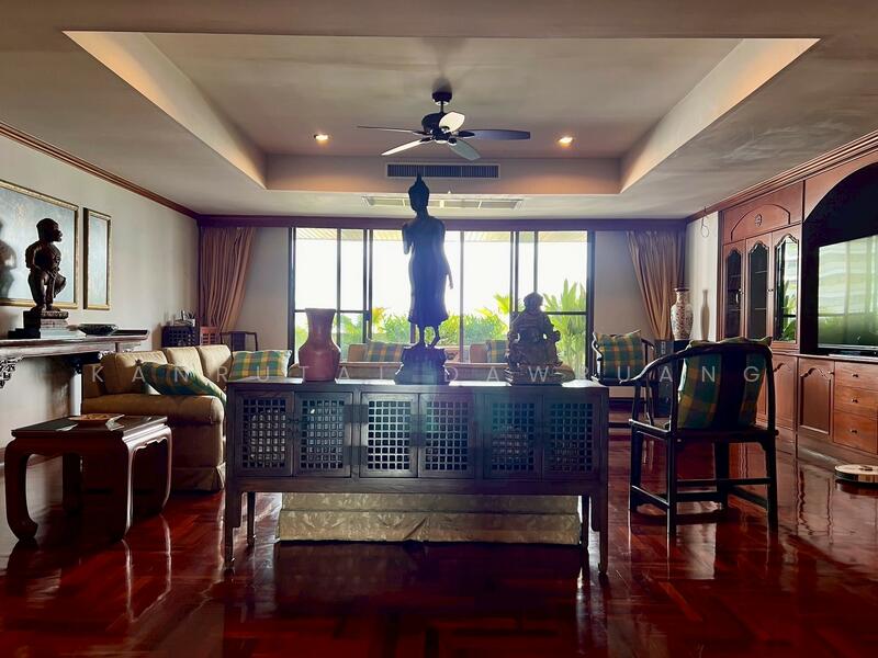 Oriental Towers, Bangkok