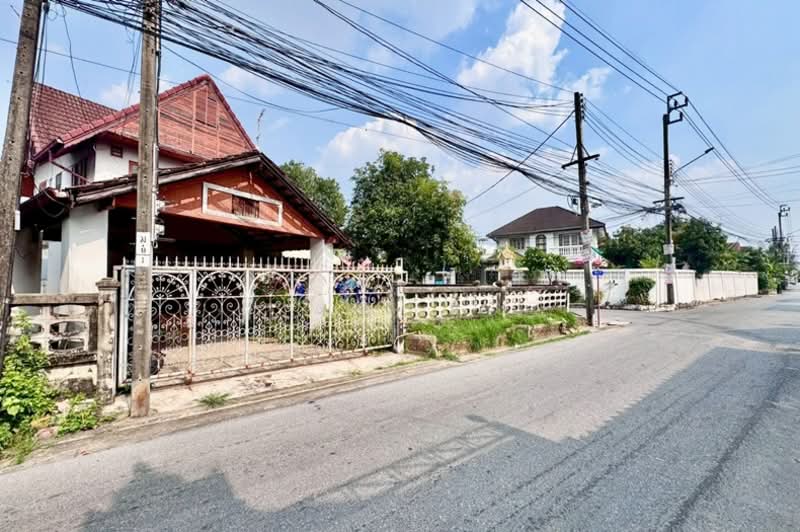ชื่นกมลนิเวศน์ 4, Bangkok